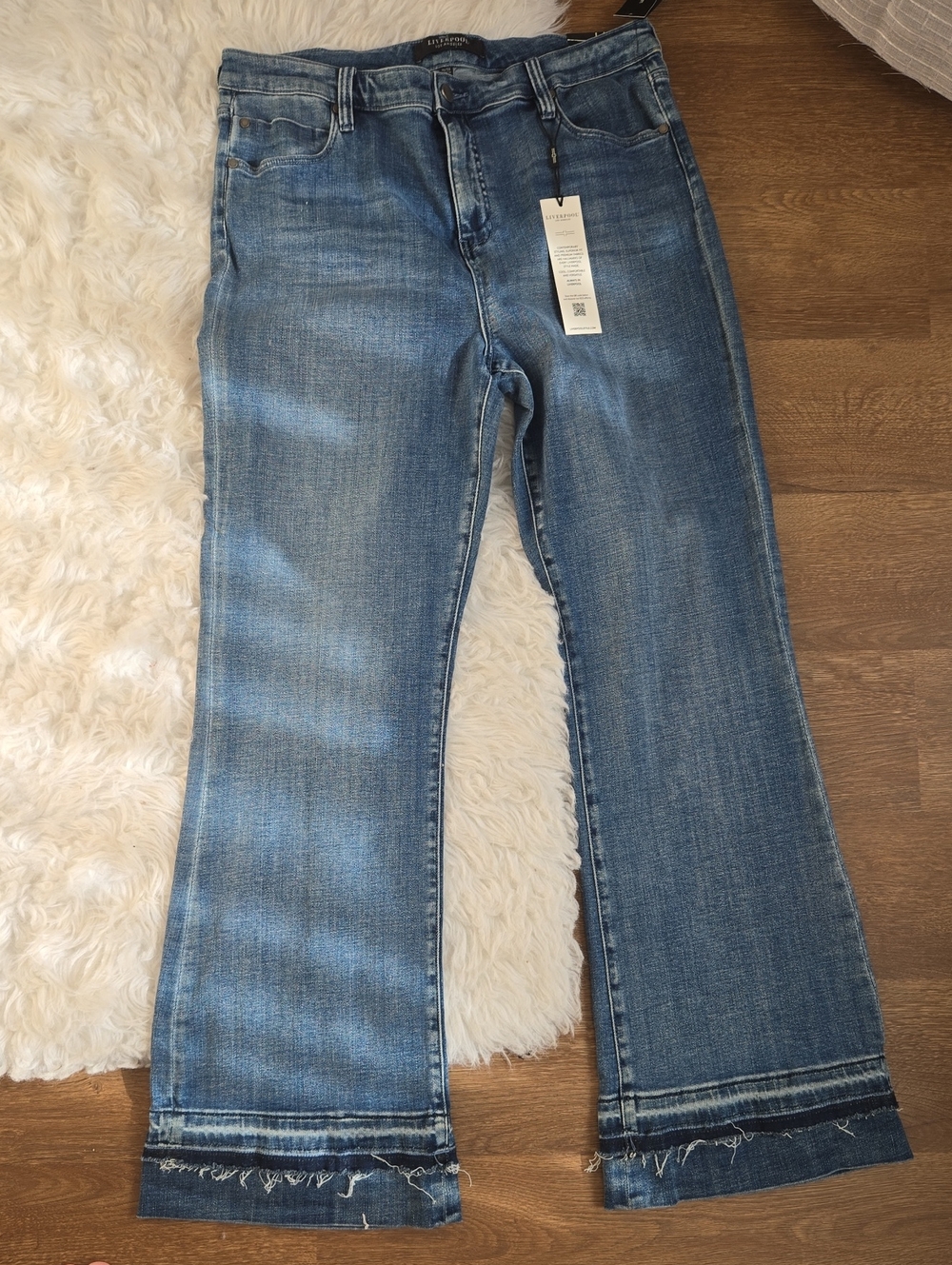Liverpool Blue Wide Leg Frayed Hem Jeans 16/33